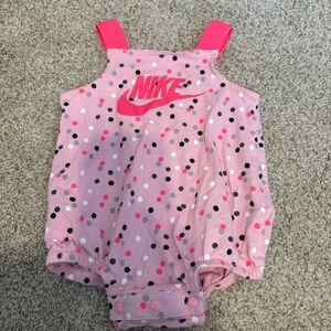 Nike Baby Girls Tank Top Bodysuit Pink Polka Dot Size 6 months